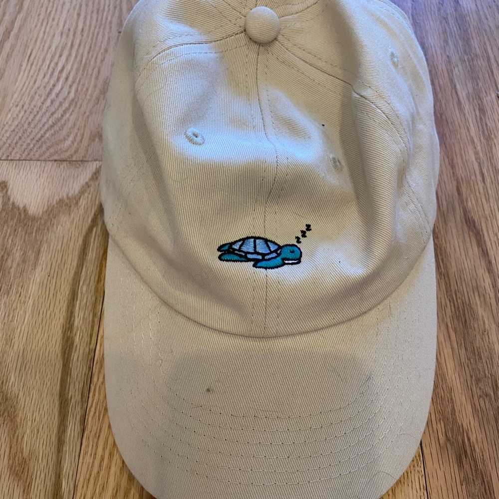 Kids Cream Cap with Turtle Embroidery